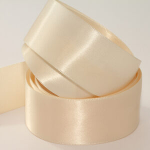 Cream ( Col 130 )