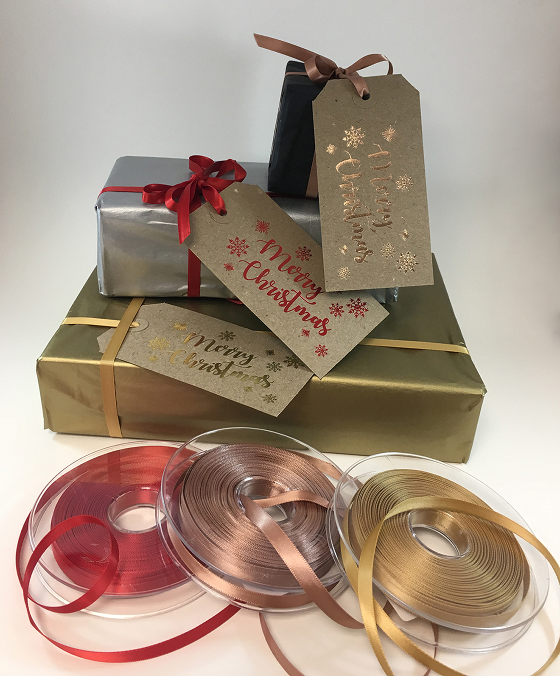 Christmas Gift Tags - hand foiled! Pack of 20 **Ribbon included* - Image 3
